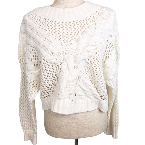 Express Sweaters - NWT Express Off-White Textured Cropped Sweater